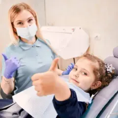 Dziecko nie chce otworzyć ust u dentysty? Sprawdzone sposoby i narkoza