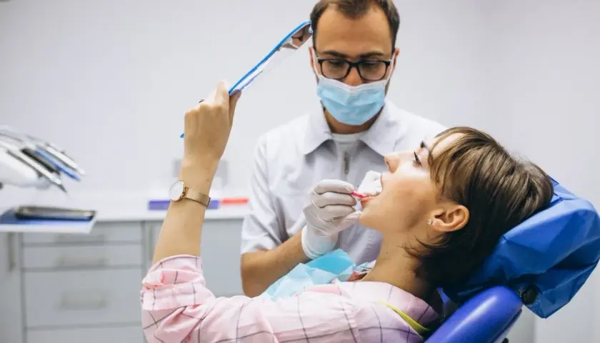 Opryszczka a dentysta: Kiedy wizyta jest bezpieczna? Uniknij ryzyka!