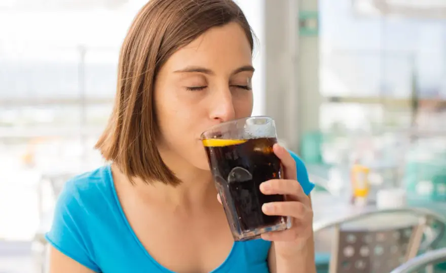 Czy cola pomaga na ból zęba? Co zrobić bezpiecznie